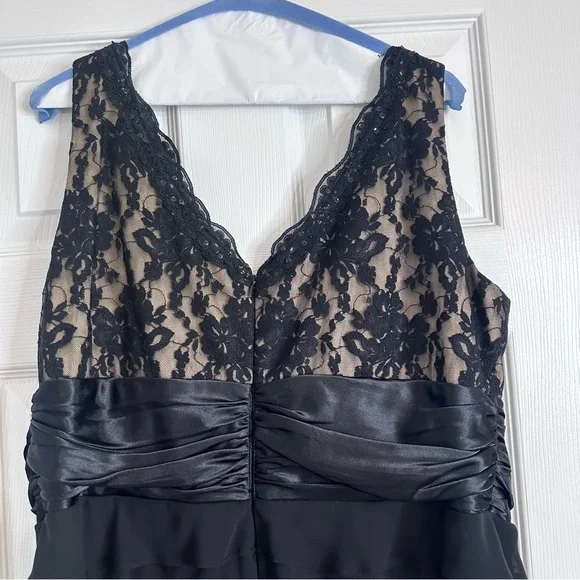 Elegant Black Lace & Chiffone Ruffle Women's Cocktail Dress Plus Size 18W - Picture 11 of 15